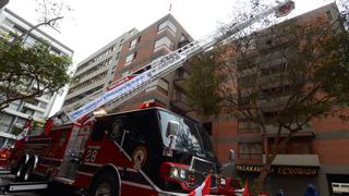 Los bomberos de Miraflores tienen la escalera telescópica más alta del país