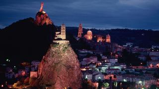 Saint Michel, esta capilla está encima de un monte volcánico