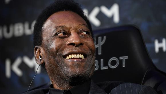 La leyenda del fútbol brasileño, Pelé, habla durante una reunión con el Paris Saint-Germain (PSG) en el Hotel Lutetia de París el 2 de abril de 2019.