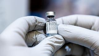 México autoriza vacuna contra el coronavirus Pfizer/BioNTech desde los 12 años 