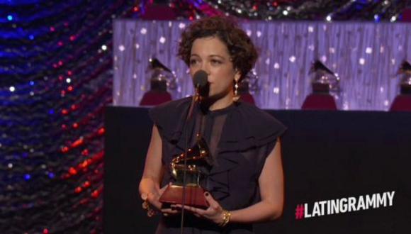 Grammy Latino: Lafourcade gana a Mejor canción alternativa