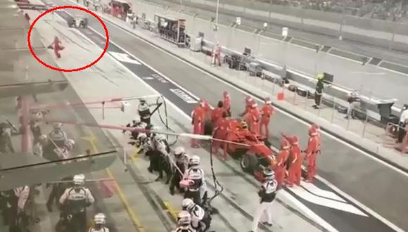 En el GP de Barhéin de la Fórmula 1, más de un mecánico de Ferrari puedo haber sufrido un accidente. (Foto: captura de YouTube)