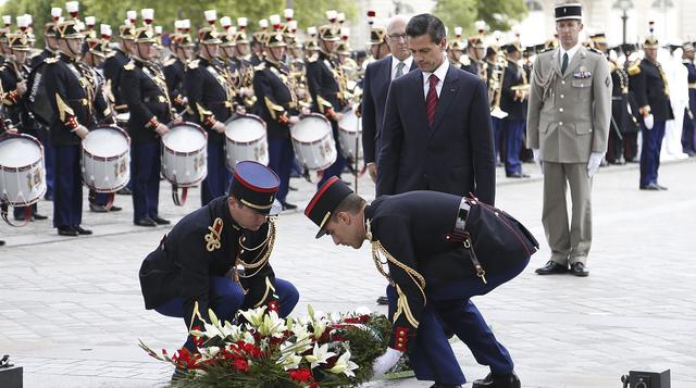 Mientras México busca a 'El Chapo', Peña Nieto visita Francia - 8