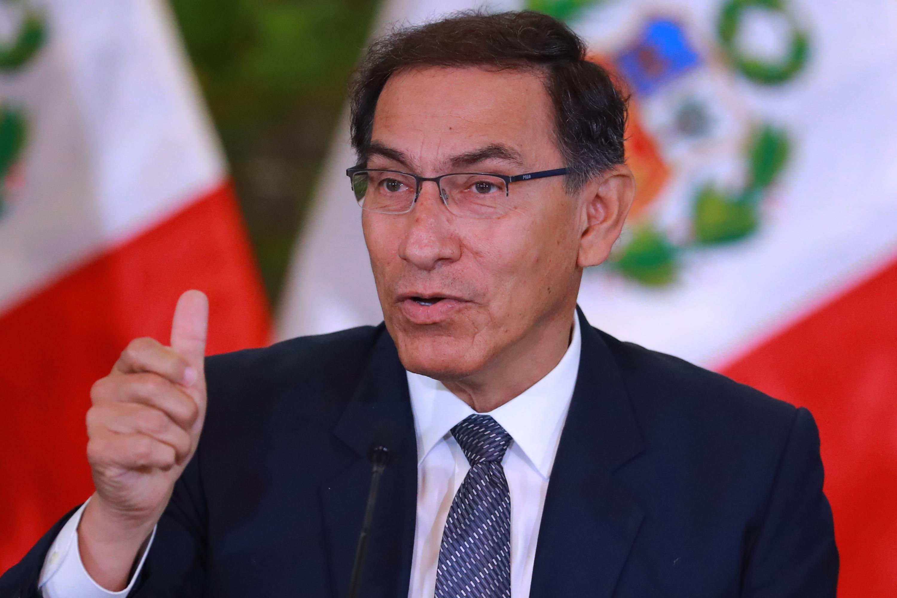 Vizcarra indicó que la economía del Perú “está empezando a crecer nuevamente y esa es una buena noticia”. Para que esto continúe, explicó, es necesario que se promuevan las inversiones y se mejore la recaudación. (Foto: Presidencia)