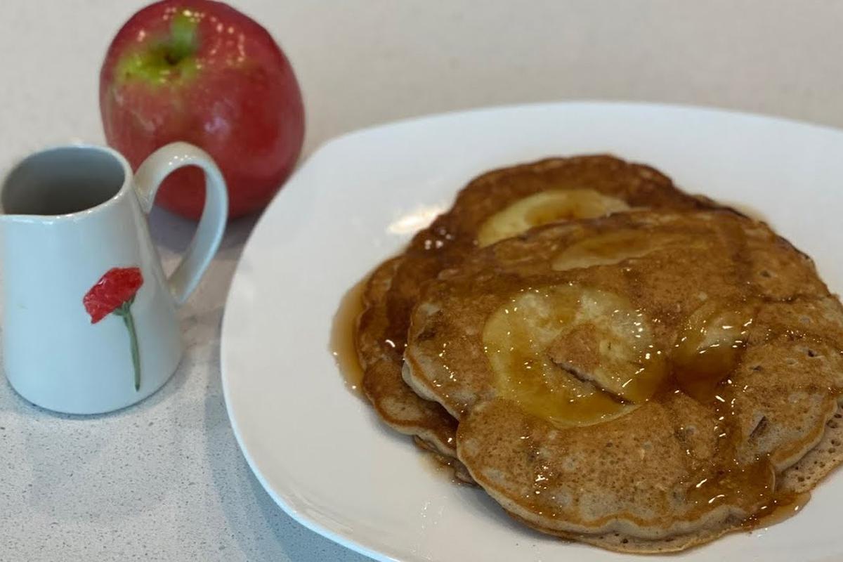 Cómo preparar panqueques de manzana? | Recetas | Desayuno Saludable |  Loncheras | Recreo | Panqueques | Manzana | Beneficios | ESTILO-DE-VIDA |  