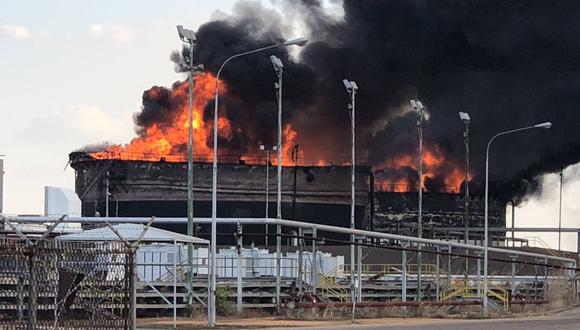 Petro San Félix | Faja del Orinoco | Tres tanques de almacenamiento de petróleo se incendian en Venezuela.