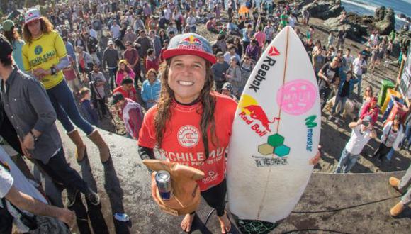 Sofía Mulanovich volvió a ganar un campeonato de surf