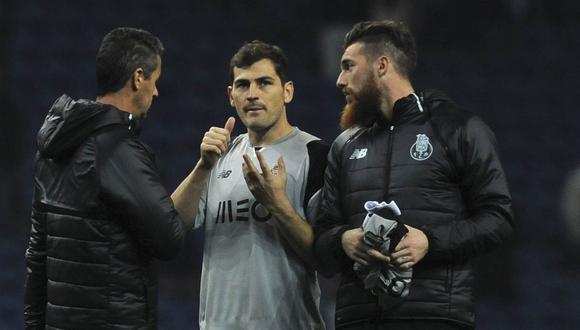 Iker Casillas permanecerá en el hospital durante tres días, informaron desde Porto. (Foto: AP)