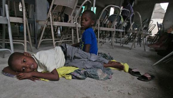 Haití: Medio millón de niños sufren por culpa de Matthew