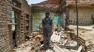 La destrucción que dejó la tormenta de arena que mató a más de 150 en la India