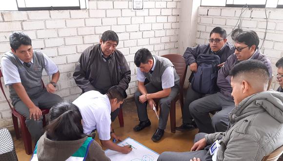 De los trabajadores capacitados, 663 laboran como orientadores del Metropolitano y 893 como conductores de los corredores Rojo, Azul, Morado y Verde. (Municipalidad de Lima)