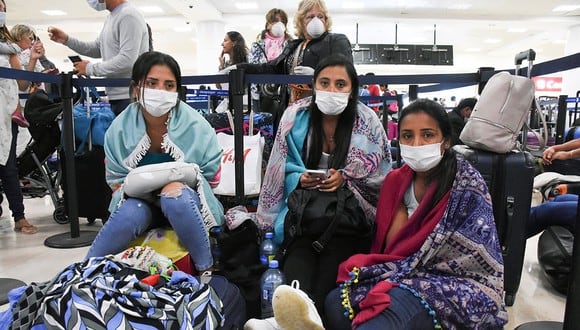 En Perú, se reportan cinco fallecidos y 397 contagiados hasta el momento  en 7486 pruebas. (AFP)