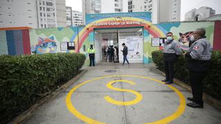 Clases semipresenciales: así fue el retorno a las aulas en un colegio público de Miraflores | FOTOS 