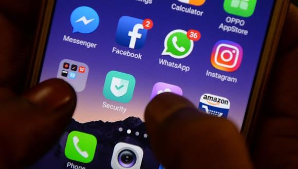 WhatsApp y Facebook reportan problemas a nivel mundial. (Foto: ARUN SANKAR / AFP)