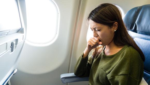 ¿Qué es lo que pasa con tu cuerpo cada vez que viajas en avión?