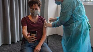 El 40 % de los uruguayos ya recibió al menos una dosis de la vacuna contra el coronavirus