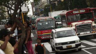 Buses y cústers recorrerán solo 5 días más vía Tacna-Arequipa