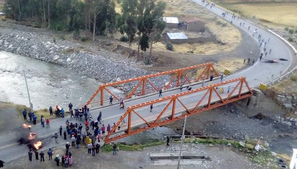 El tránsito se restableció antes de las 2 p.m. en la vía Recuay - Huaraz. (Foto: Cortesía Catac Noticias)