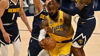 En ESPN, Los Ángeles Lakers 108-119 Denver Nuggets