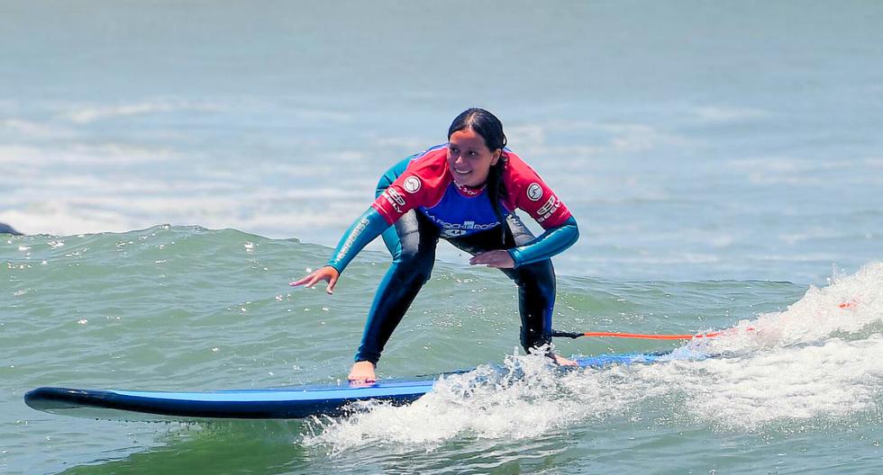 No hay límite de nivel ni edad para empezar a practicar surf.
(Foto: Total Surf Academy)