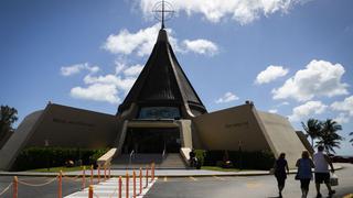 Seis miembros de una iglesia de Florida mueren de coronavirus en menos de dos semanas; ninguno estaba vacunado