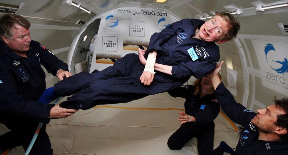 Stephen Hawking en la gravedad cero. (Foto: NASA)