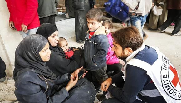 Para el Comité Internacional de la Cruz Roja, lo más impactante de su labor en Siria es el encuentro con las madres frustradas por no poder alimentar a sus hijos. (Foto: Cortesía CICR/Tarabishi Sana)