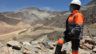 La ingeniera experta en perforación y voladura que derriba mitos sobre las mujeres en la minería en Perú