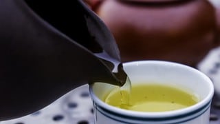 Té de hueso de aguacate