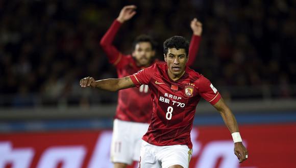 El Guangzhou Evergrande, equipo de la Superliga China, rechazó nuevamente una oferta por Paulinho. En esta ocasión el Barcelona ofreció 27 millones de euros. (Foto: EFE)