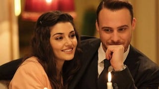 Hande Erçel y Kerem Bürsin: las fotos de amor que no han eliminado 