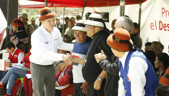 El primer ministro, Salvador Del Solar, se reúne con las comunidades en Challhuahuacho. (Foto: PCM)