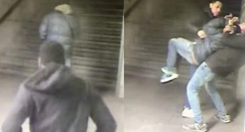 El video muestra cómo uno de los delincuentes le aplica el método del \"mataleón\" al joven, mientras que el otro le roba sus pertenencias. (Foto: Captura)