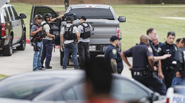 Mortal tiroteo dentro de un colegio en Texas, Estados Unidos - 3