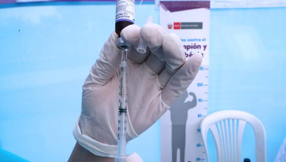 Ministra de Salud, Zulema Tomás, descartó que las vacunas contra sarampión, rubéola y polio estén vinculadas con el Síndrome de Guillain- Barré. (Foto: Andina)