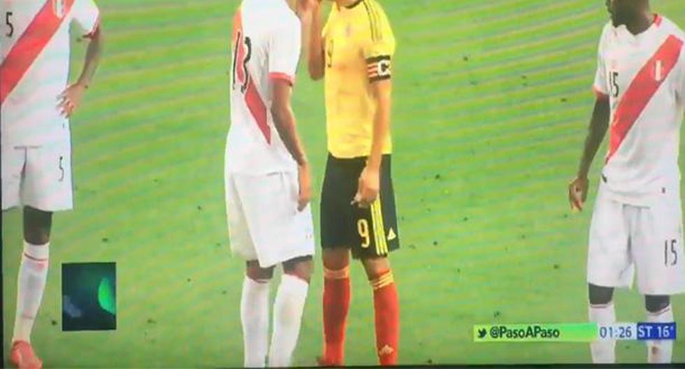 Radamel Falcao se acercó a varios jugadores de la Selección Peruana y les dijo algo que está dando que hablar en la prensa extranjera. (Video: YouTube)