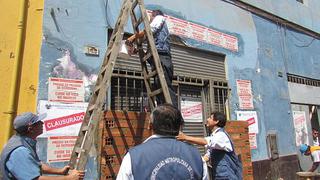 Multan y clausuran locales inseguros en el Centro de Lima