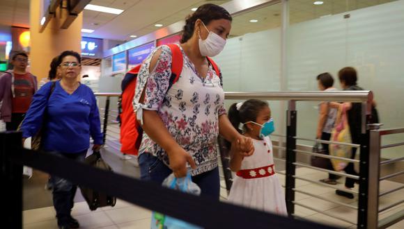 El Ministerio de Salud (Minsa) informó esta tarde que la cifra aumentó a 15 el número de infectados por Coronavirus en el Perú. (AFP).