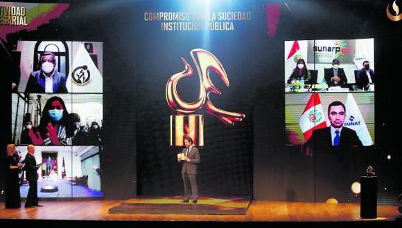 Instituciones públicas y privadas fueron reconocidas en la gala de Creatividad Empresarial. (Foto: Hugo Pérez)