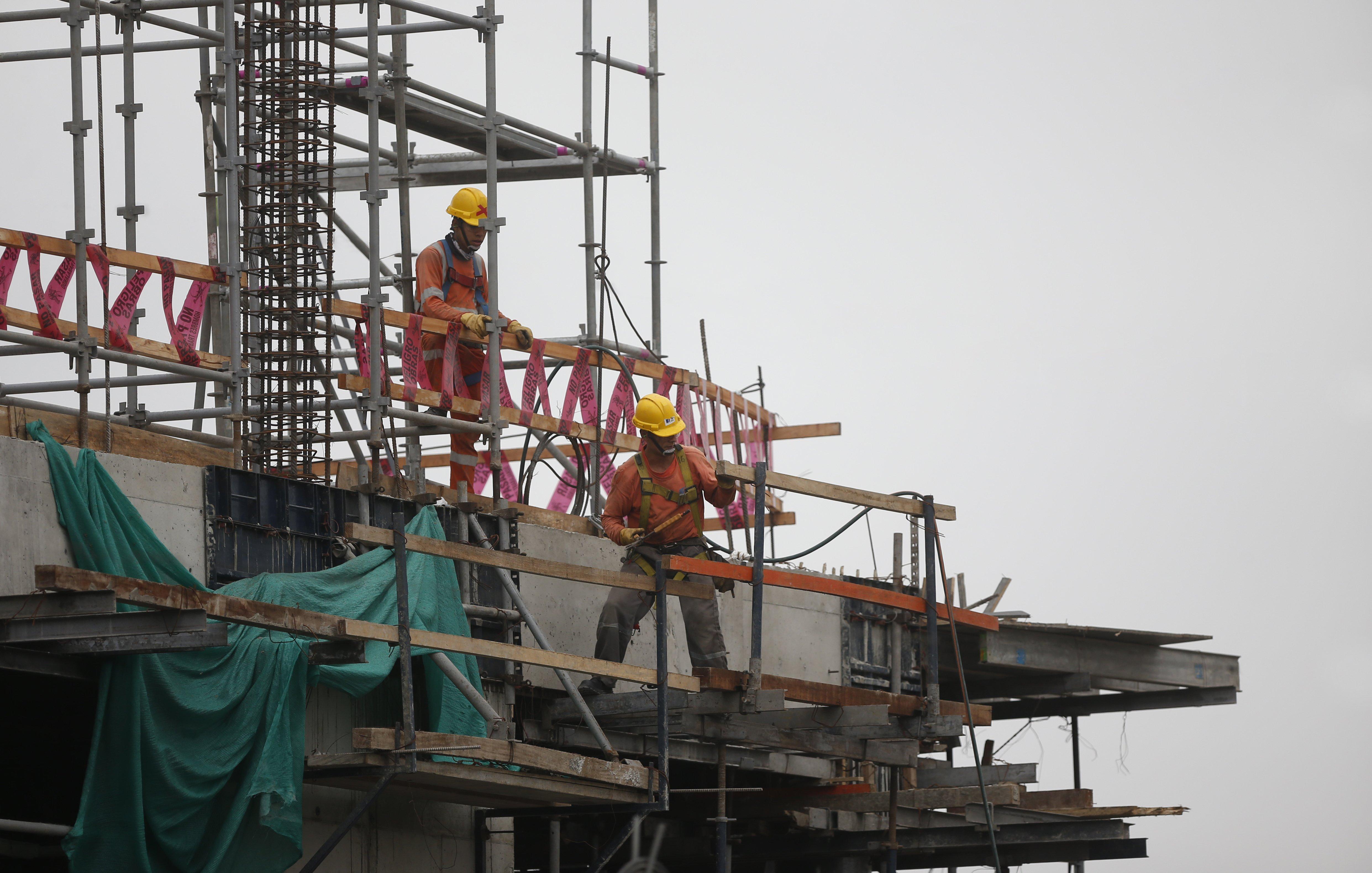 El Ministerio de Vivienda, Construcción y Saneamiento (MVCS) publicó el viernes 1 de mayo los lineamientos de prevención y control en la ejecución de obras frente a la propagación del coronavirus. (Foto: GEC)