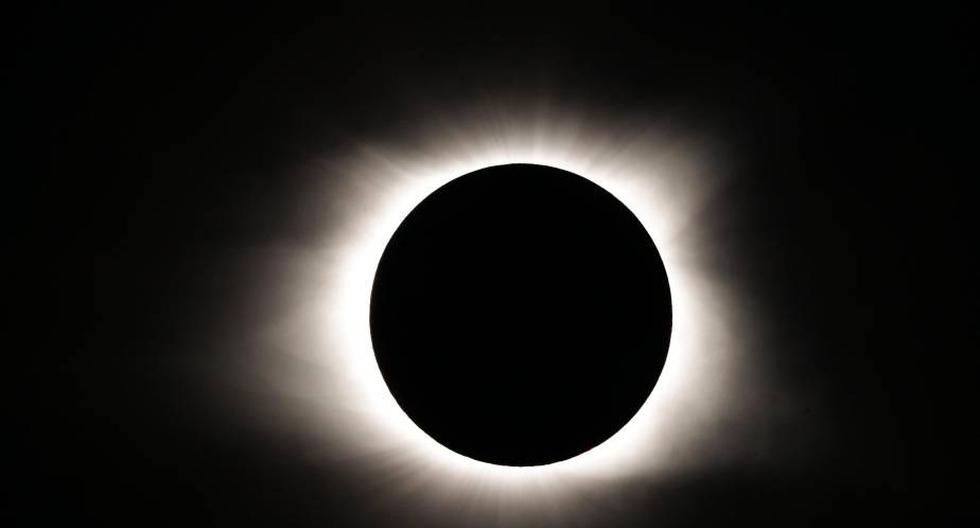 Eclipse solar total en USA, el espectáculo del año para la NASA. (Foto: EFE/ERIK S. LESSER)