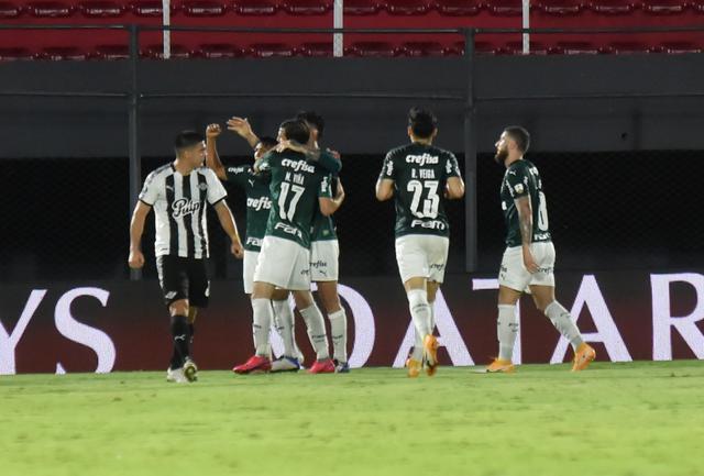 Palmeiras enfrentó a Libertad por la Copa Libertadores