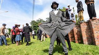 Sapeurs, el club de los elegantes del Congo