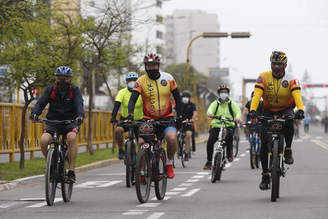 Los ciudadanos cumplieron con el uso de mascarilla y respetaron la distancia social entre ellos, a fin de prevenir el contagio de coronavirus. (Fotos: Violeta Ayasta / @photo.gec)