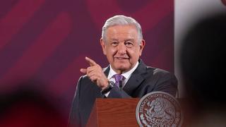 AMLO defiende a secretario de Defensa tras escándalo por compra de lujoso departamento: “Es incorruptible”