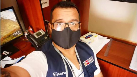 Luis Enrique Ramos Correa se encuentra a la espera de ser conectado a un ventilador mecánico, ya que tiene el 90% del pulmón afectado. Estuvo combatiendo al COVID-19 en primera línea. (Foto: Instagram)
