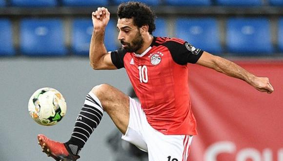 Mohamed Salah conversó con un medio español sobre el duro momento que le tocó vivir en la final de Champions League ante el Real Madrid. El egipcio habló además de su participación en el Mundial Rusia 2018. (Foto: AFP)