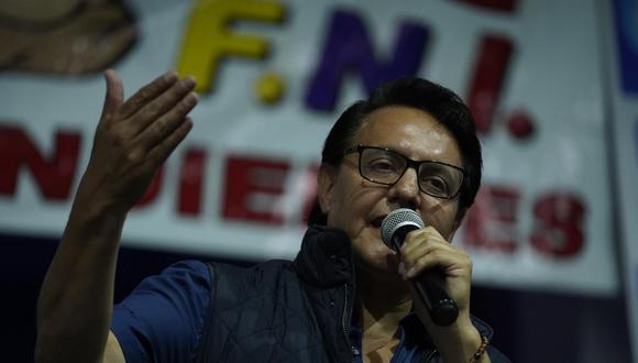 Fernando Villavicencio habla durante un mitin de campaña, minutos antes de ser asesinado en Quito, Ecuador. (EFE/ STR).