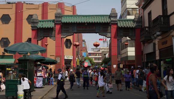 Calle Capón: Guía para disfrutar de lo mejor del Barrio Chino