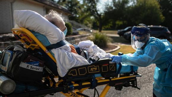 Coronavirus USA | Carlos y Jorge Vallejo | Médicos cubanos | Covid-19 mata a padre e hijo con semanas de diferencia en Florida. Foto referencial:  John Moore/Getty Images/AFP
